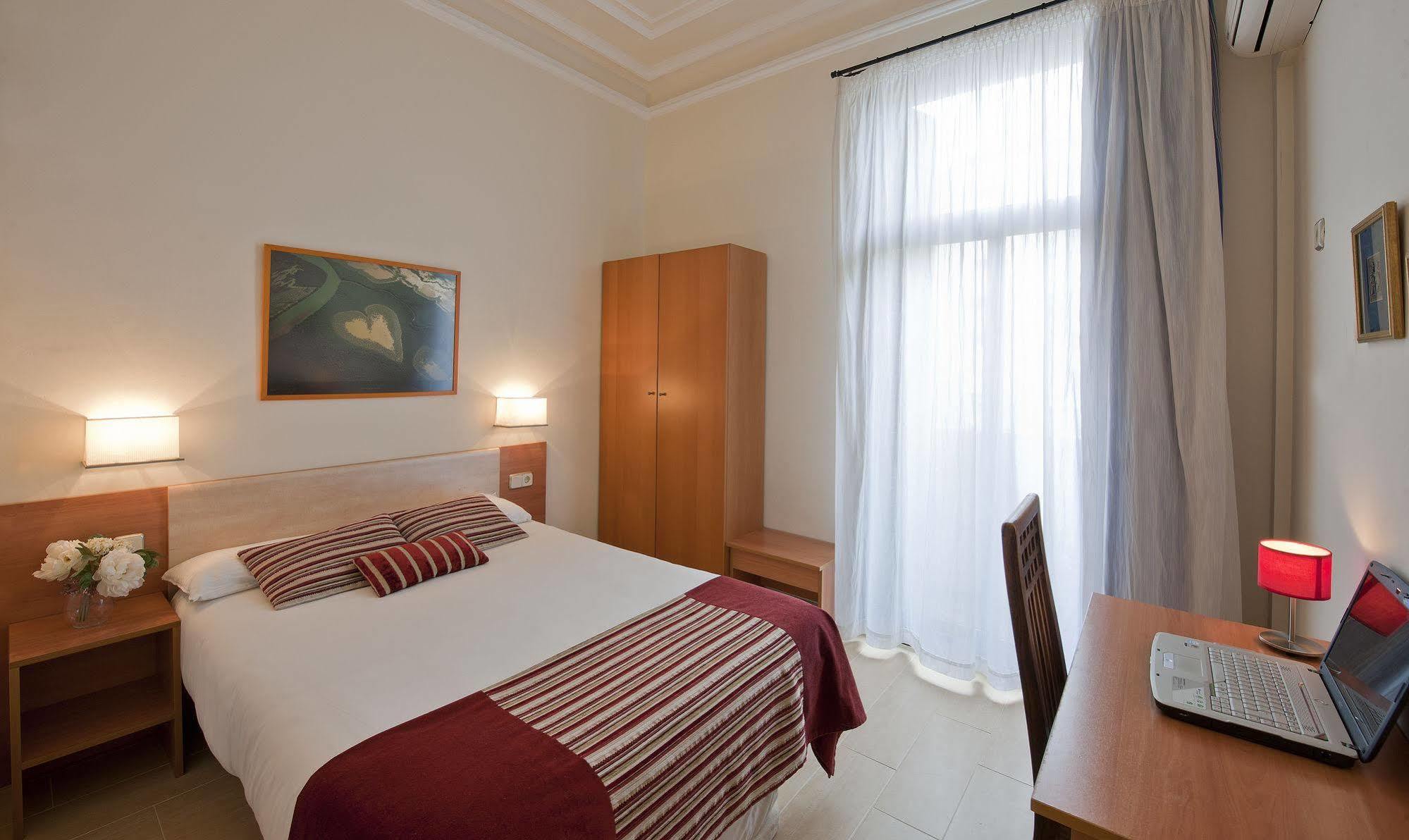 Hostal Central Barcelona Affittacamere 2*